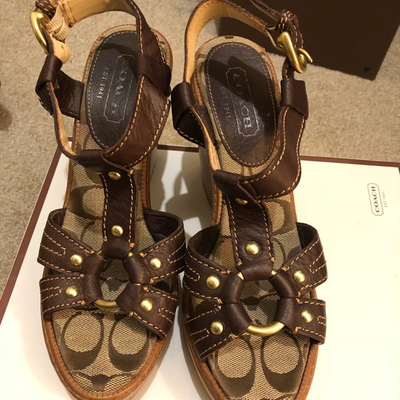 Coach wedge - Picture 1 of 4